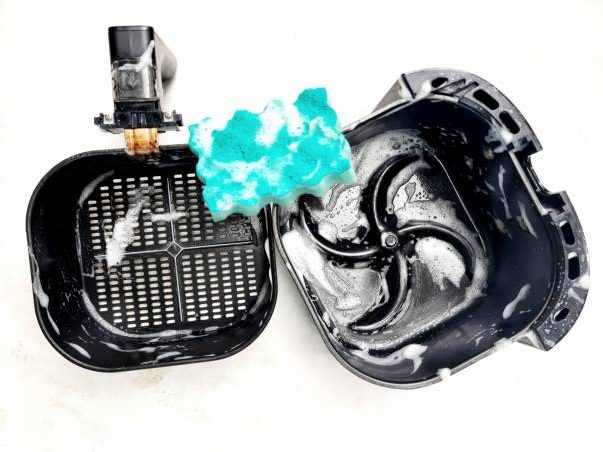 How to Remove Grease Buildup from an Air Fryer