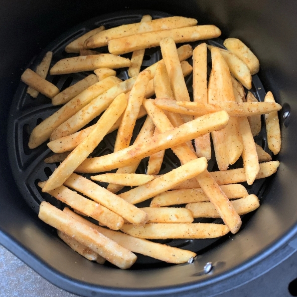 Air Fryer Frozen Fries Guide (2026): Time, Temperature & Crispy Tips